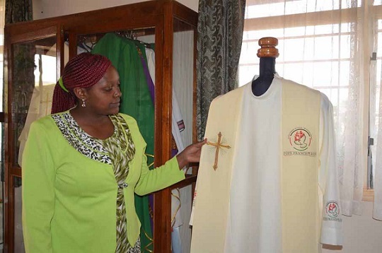papal vestment in kenya 2015
